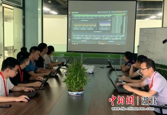 图1.jpg 图1.jpg